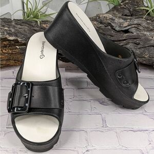 Baretraps® Britany Wedge Sandal
